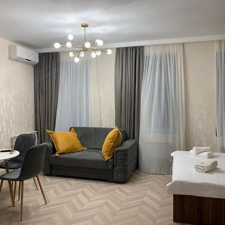 Home Plus Apartments Tbilisi Luaran gambar